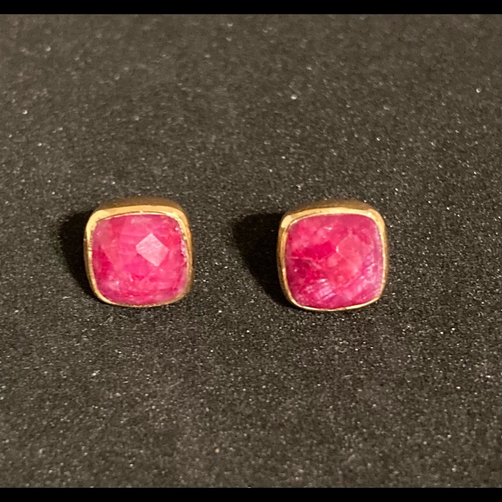 3.4 gram Checked Ruby Earrings gold plated